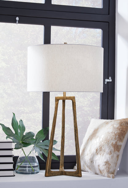 Ryandale Metal Table Lamp (1/CN)